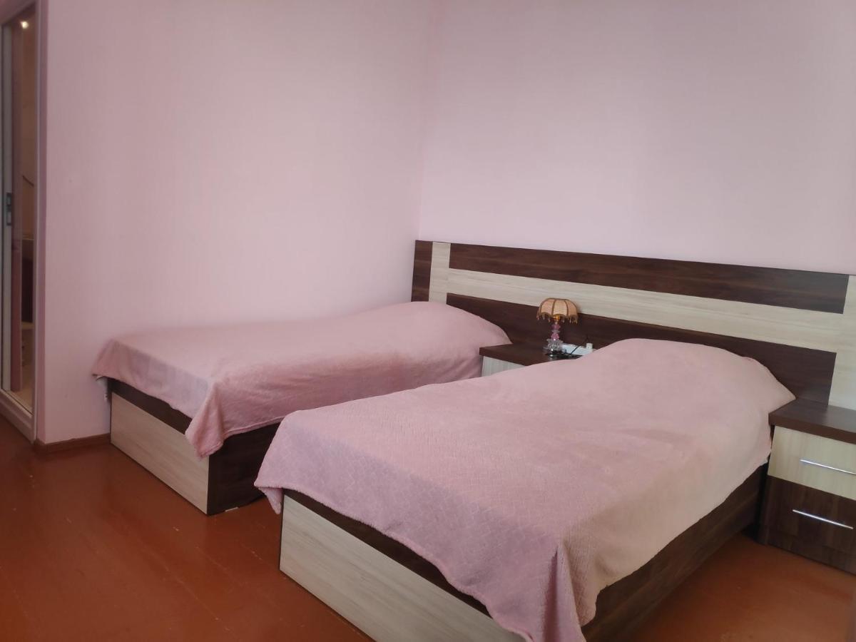 Happy House Hotel Chʼiva Exterior foto